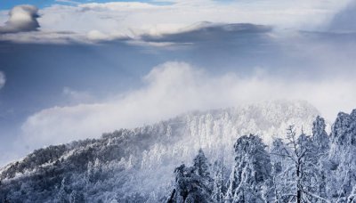 ​峨眉山什么菩萨的道场最灵验 峨眉山什么菩萨的道场最灵