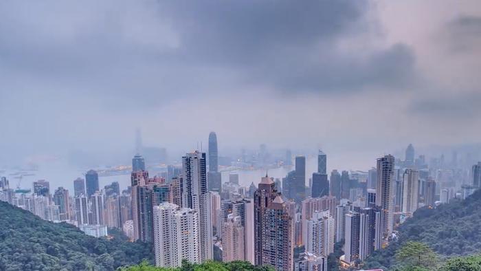 香港的“棺材房”你知道吗？看完之后你就知道，你住得有多好！