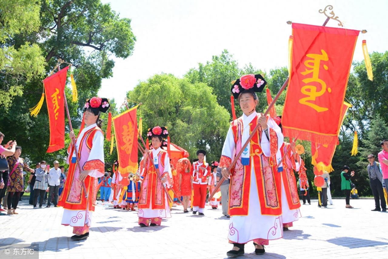 满族的婚礼习俗