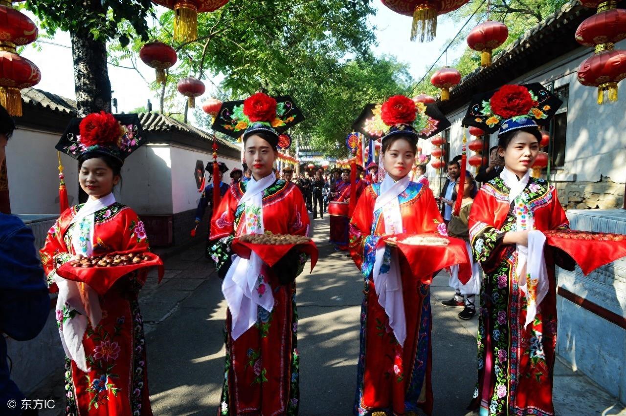 满族的婚礼习俗